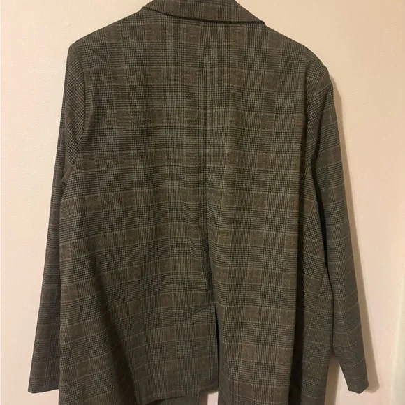Old Navy Brown and Black Plaid blazer - Picture 4 of 4
